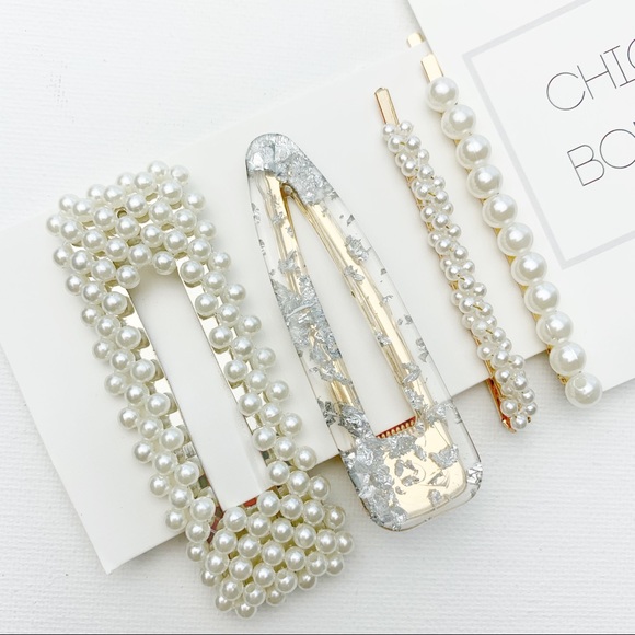 PRETTY 4 Faux Pearl Hair Clip Set - Picture 5 of 5
